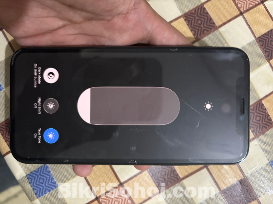 Apple iPhone 11 Pro. (Used)